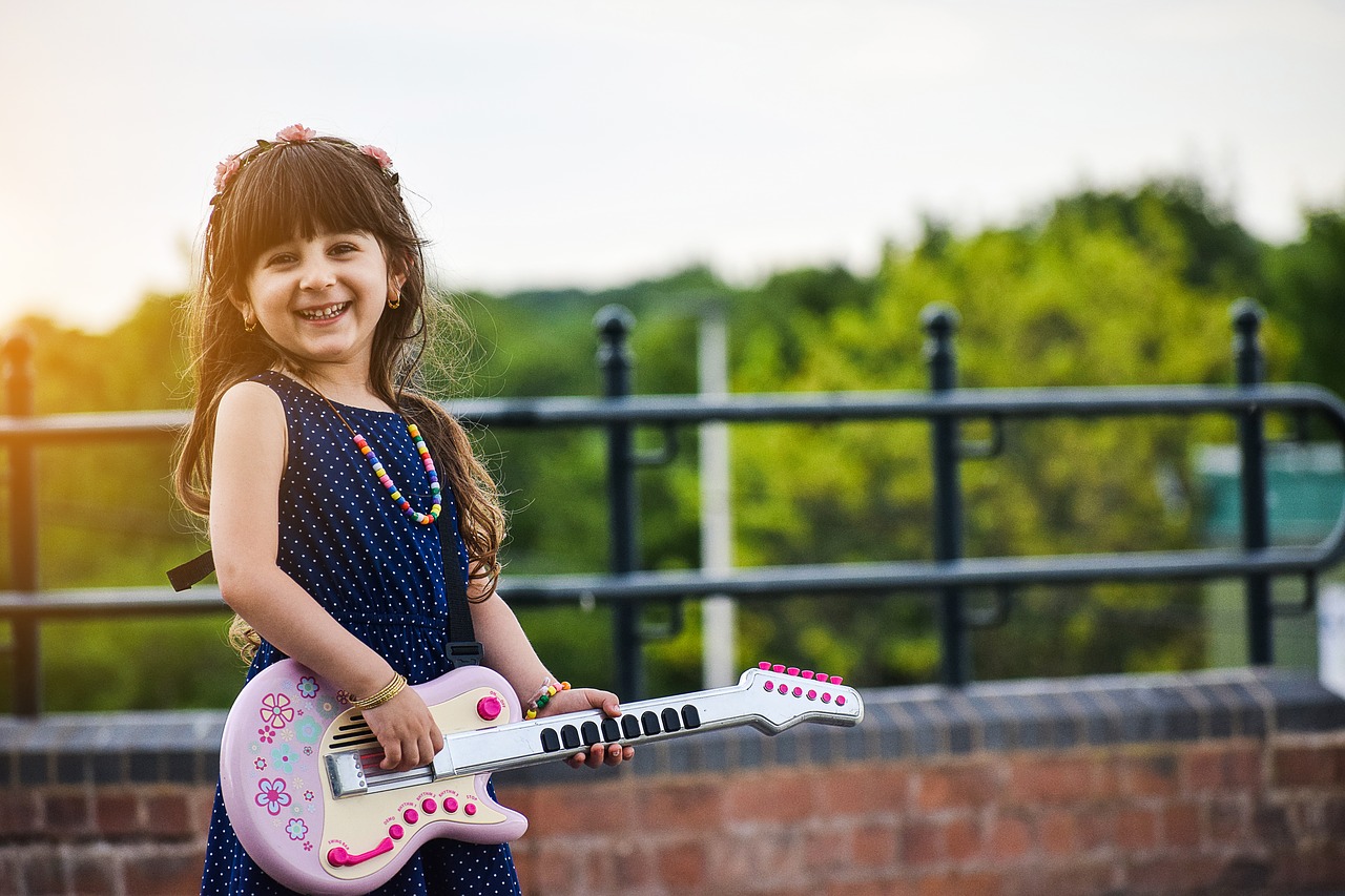 Неожиданные преимущества игры на музыкальном инструменте для детей