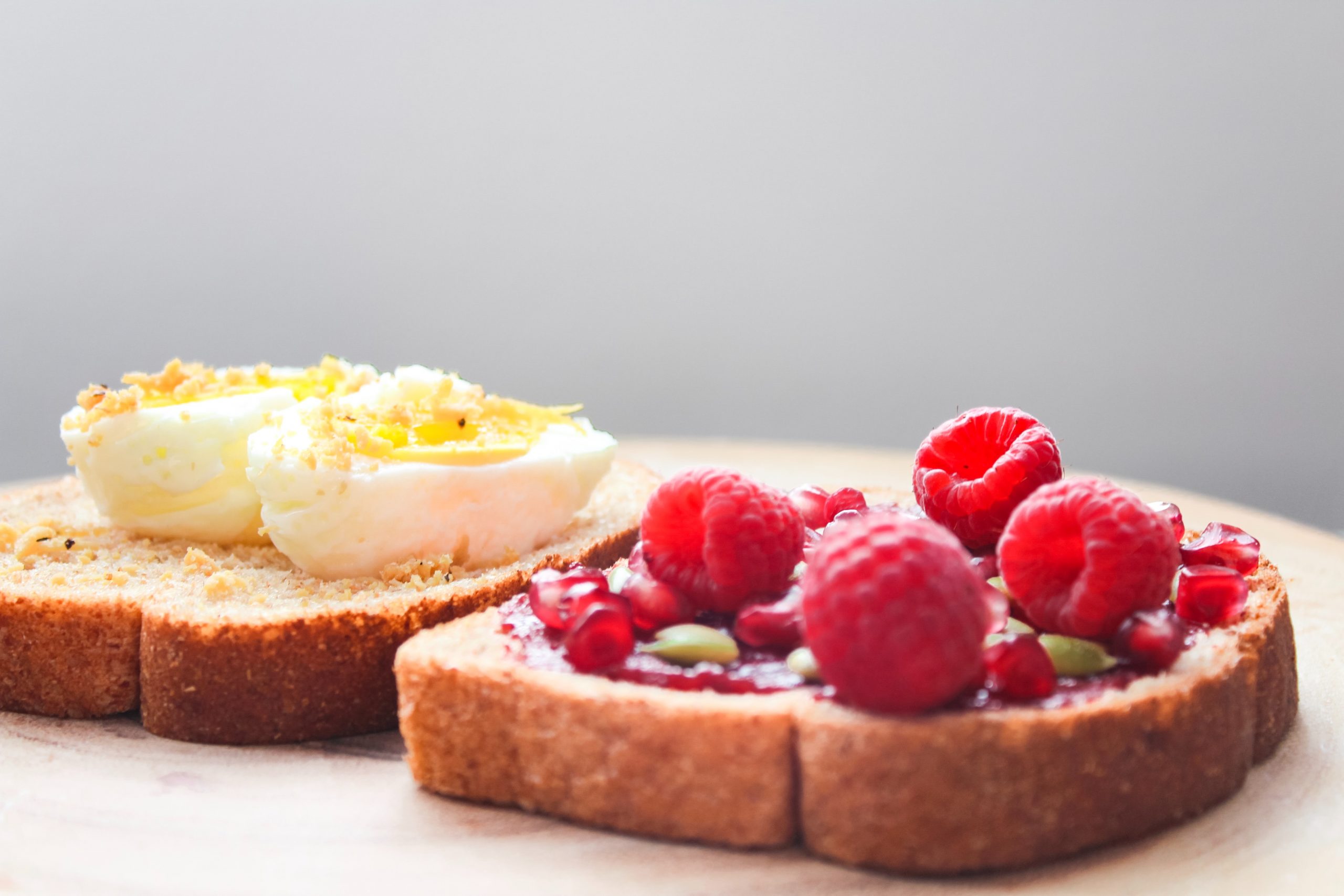 6 идей завтраков для тех, кого утром тошнит