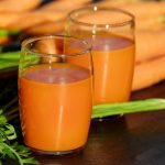 Что полезней: сырая морковь, сваренная на пару или морковный сок?