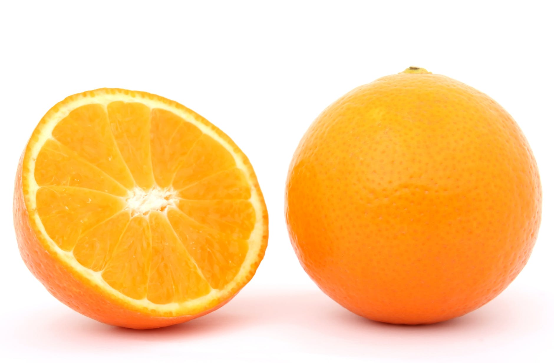 Как из апельсиновой кожуры сделать ароматный очиститель для дома?