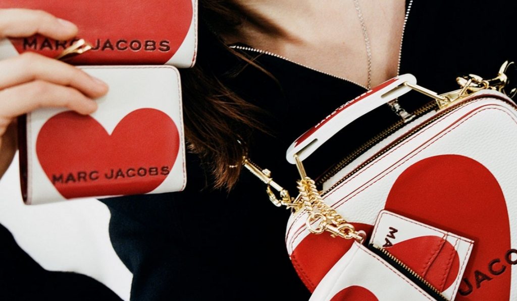 Валентинки от Marc Jacobs: коллекция сумок в честь Дня влюбленных
