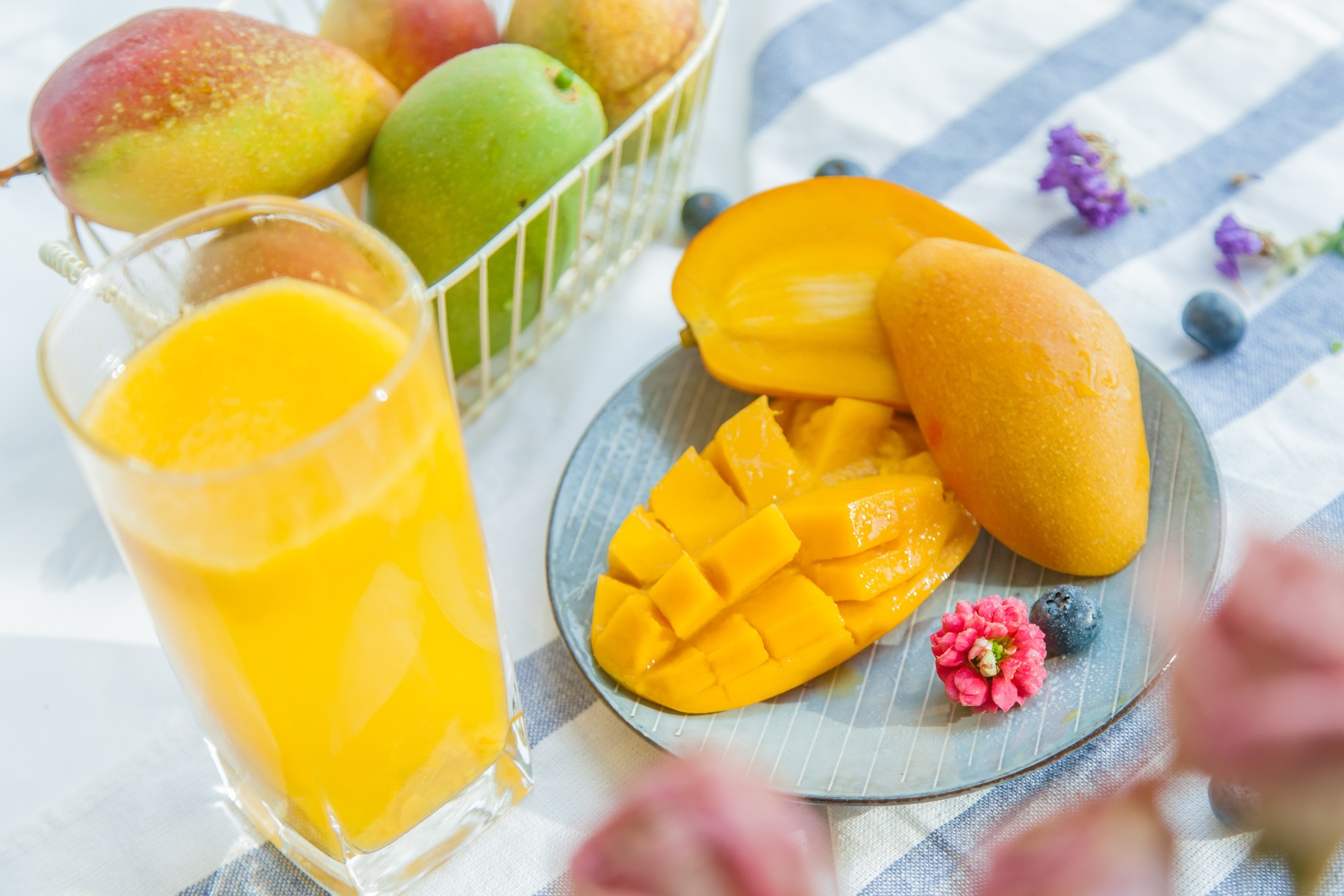 Король фруктов: польза манго для здоровья и похудения