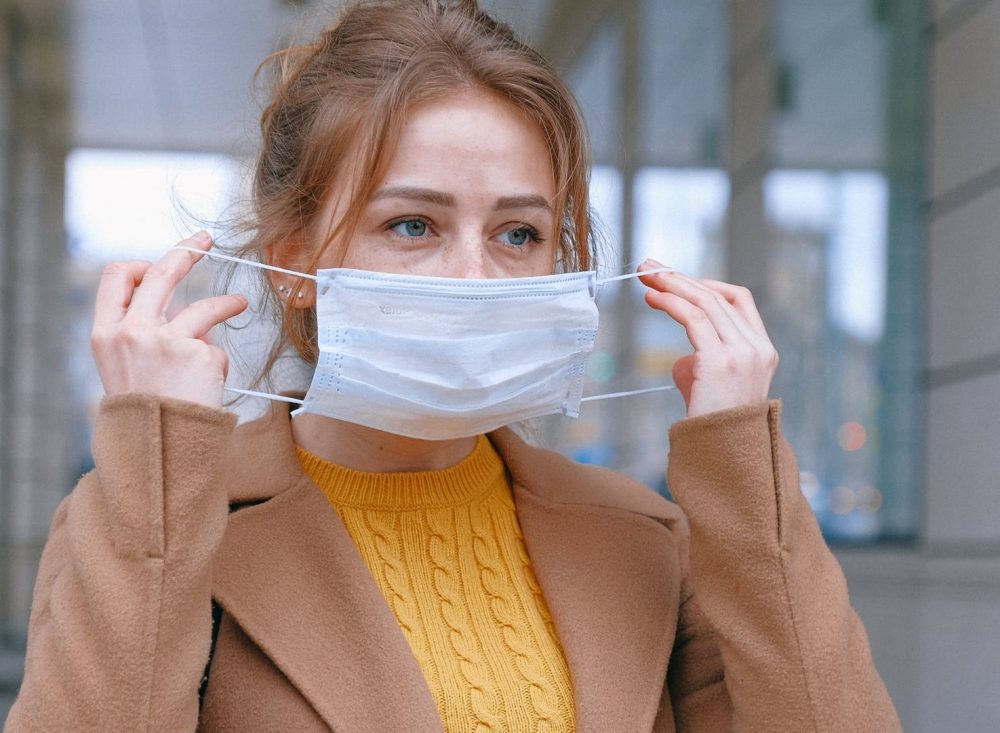 Может ли ношение маски защитить от коронавируса?