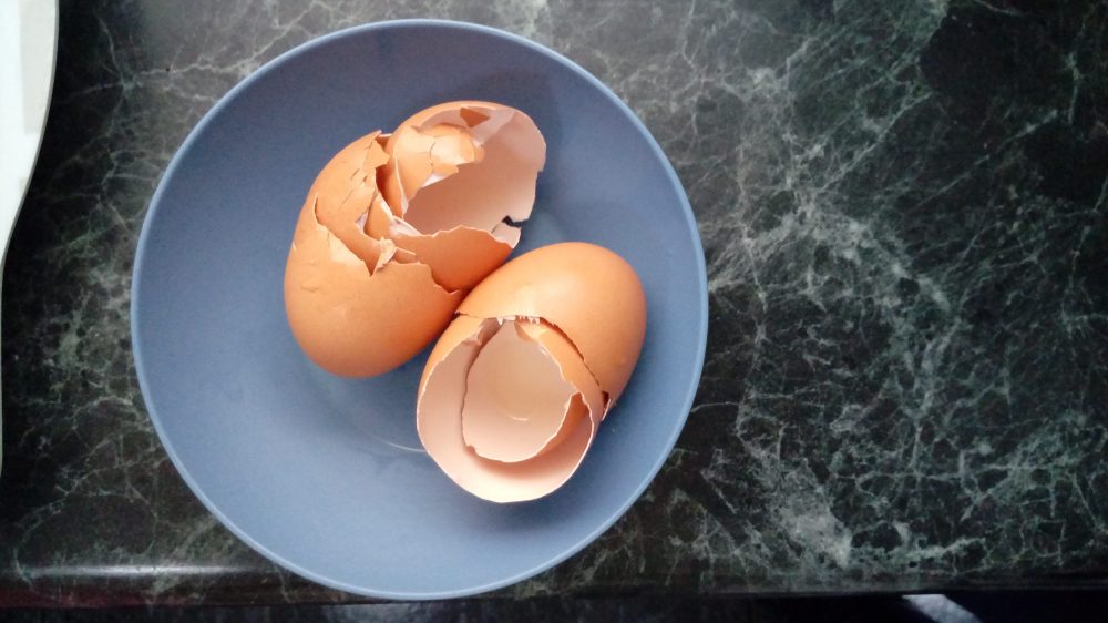 5 неожиданных способов использовать яичную скорлупу в быту