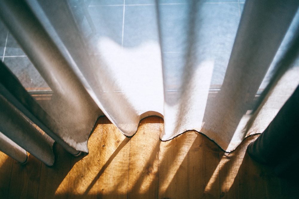 Советы о том, как постирать шторы как профессионал