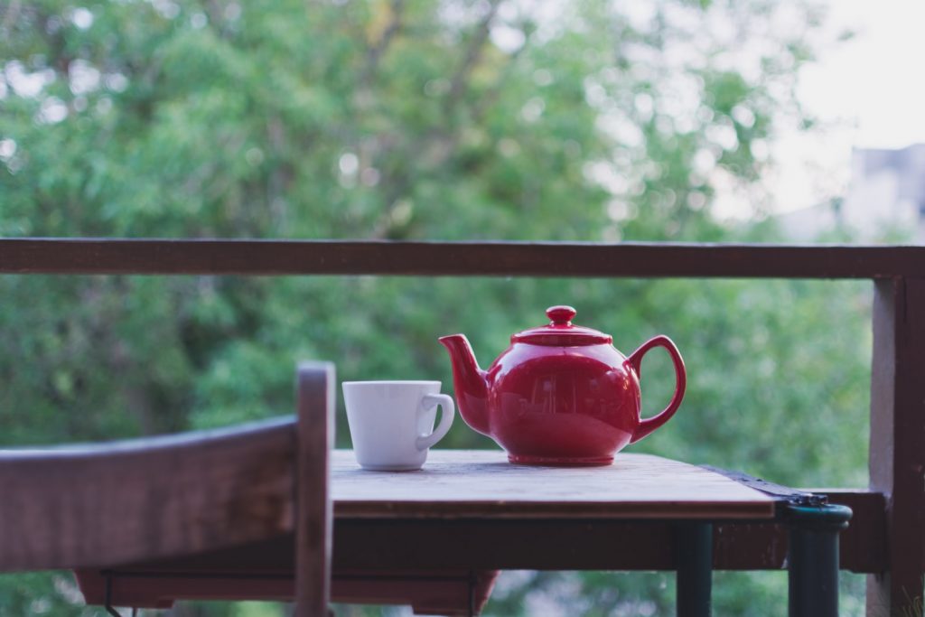 Какой именно чай способен вызвать головную боль?