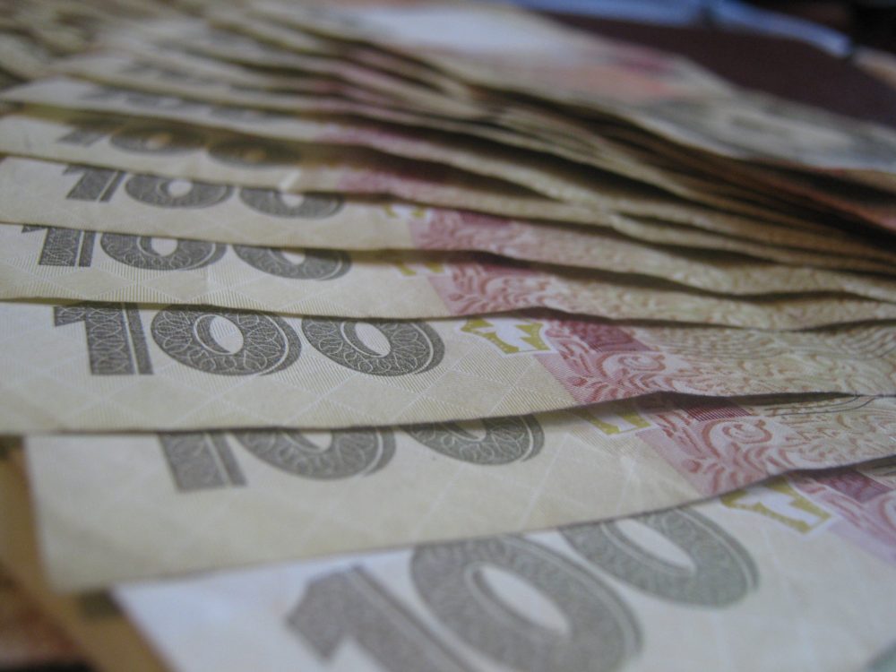 Почему нежелательно использовать бумажные деньги во время пандемии?