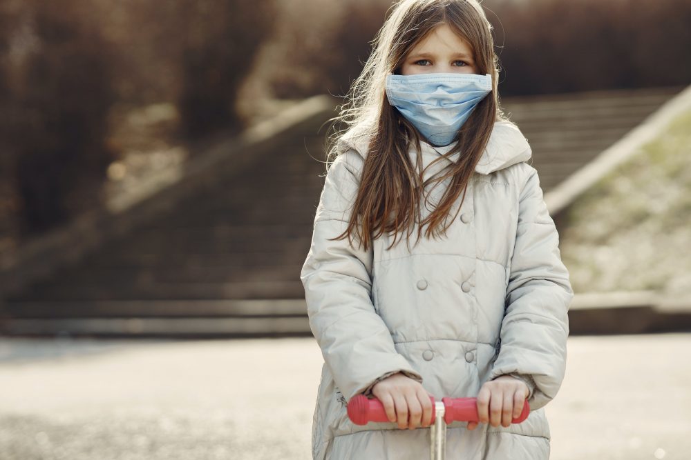 Нужно ли детям делать тест на коронавирус?