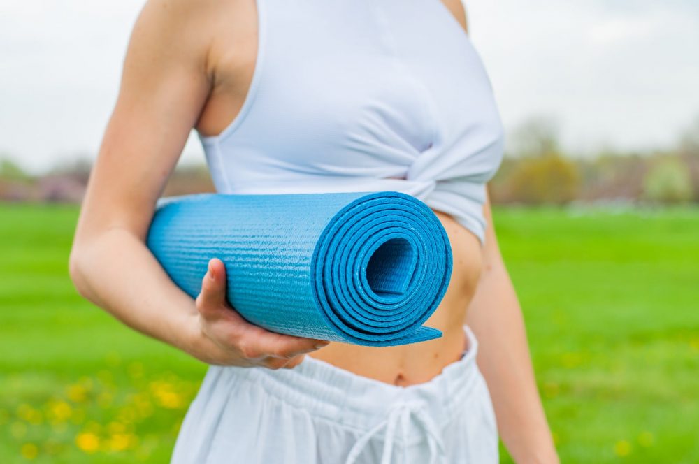 Как выбрать коврик для йоги, чтобы тренировка давалась легче