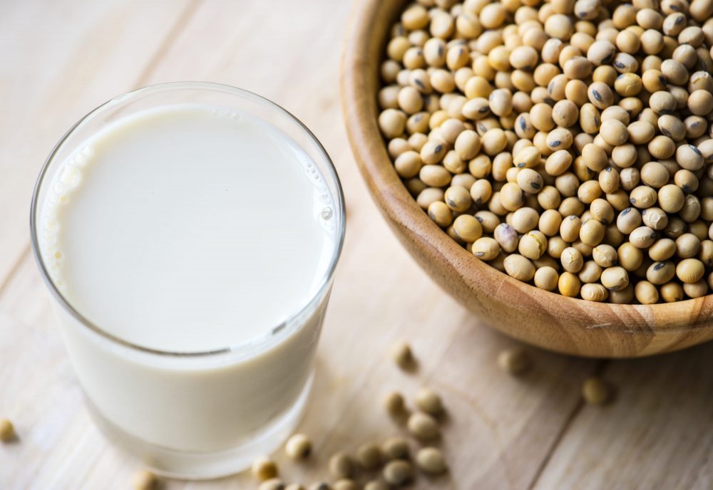 6 прекрасных альтернатив коровьему молоку для тех, кто не может его пить