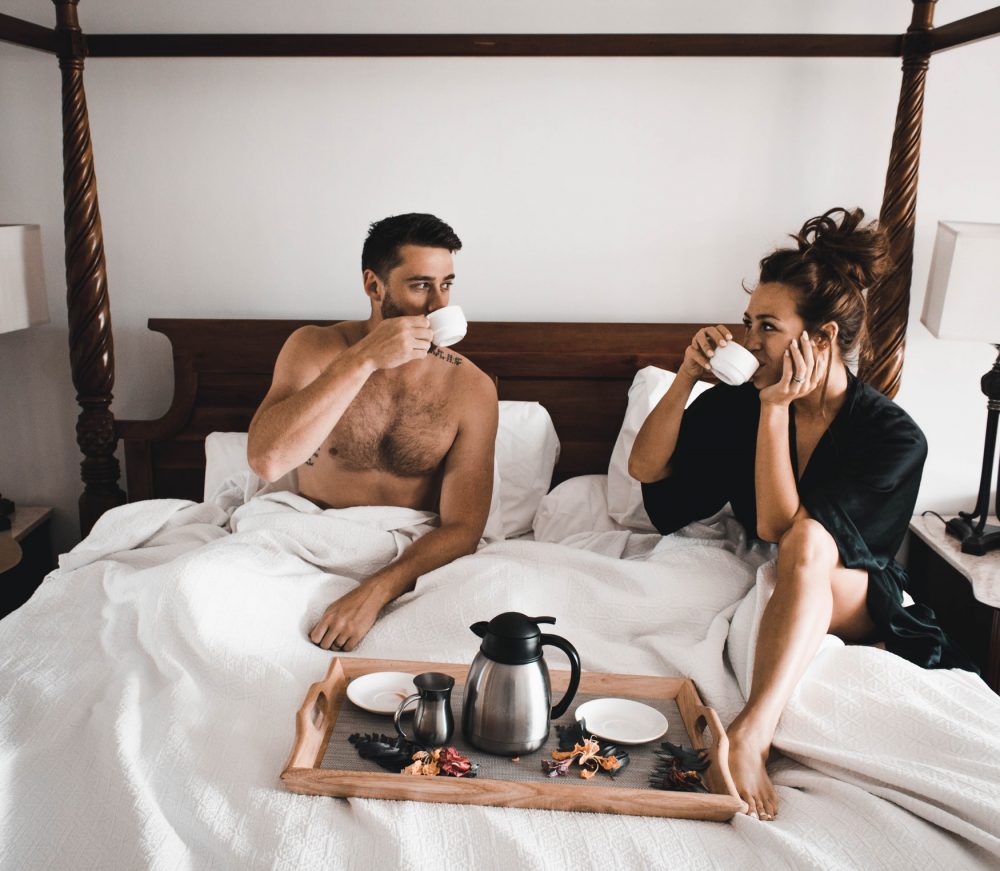 6 вещей, которые мужчины хотят от любимых в постели, но не просят о них