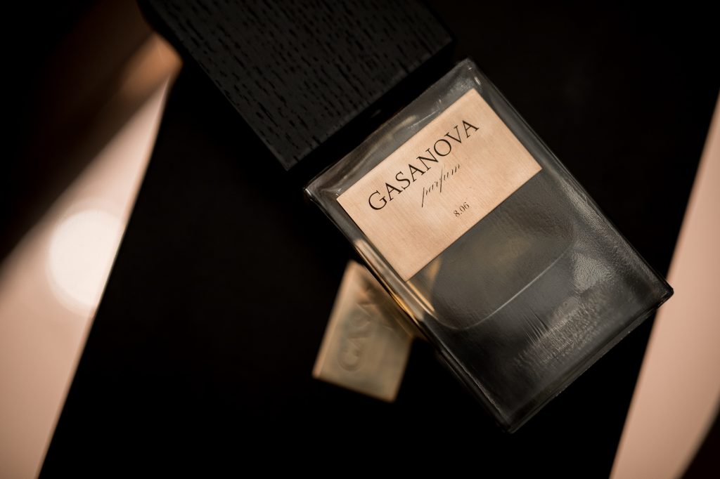 Бренд GASANOVA выпустил дебютную линию ароматов, которые посвящаются семье дизайнера