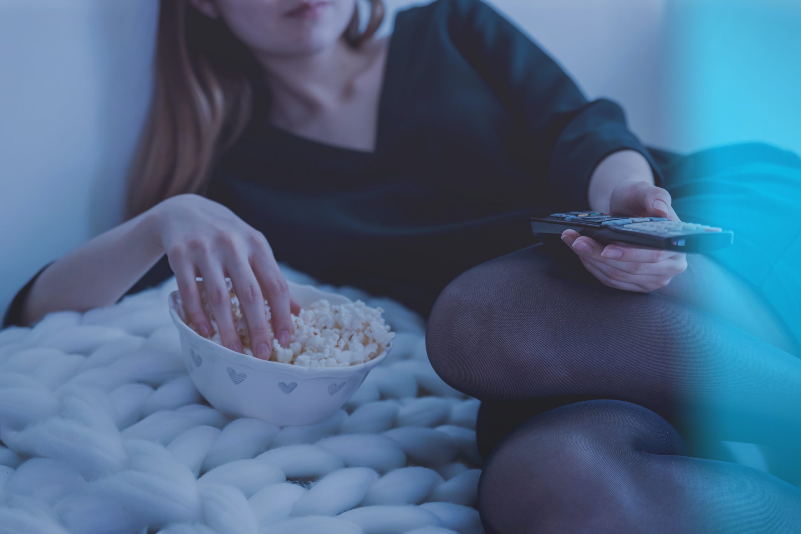 Как перестать переедать перед телевизором и набирать вес из-за данной привычки