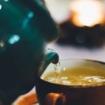 Правда или ложь: пить зеленый чай перед сном – хорошая идея?