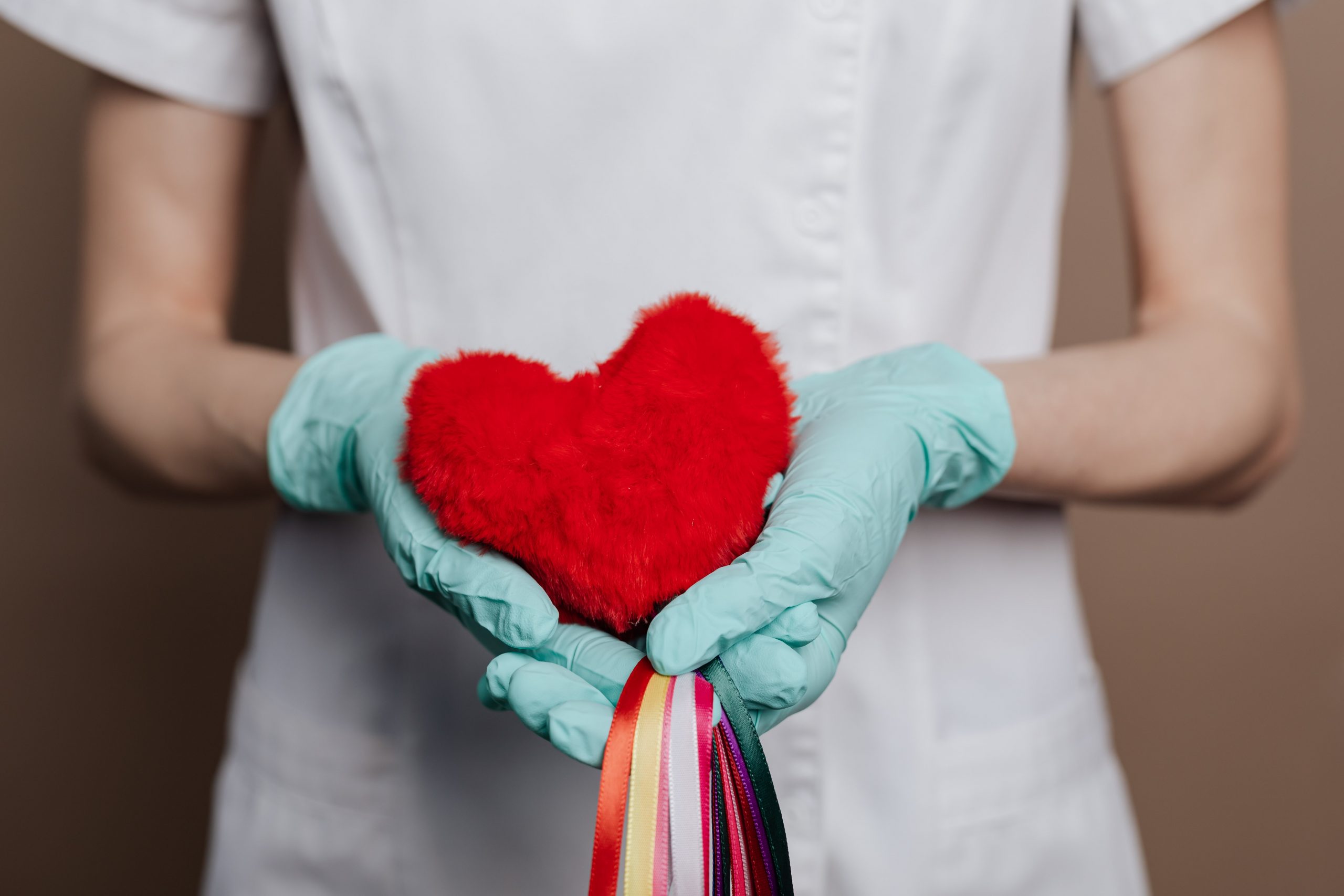 4 странных признака того, что у вас проблемы с сердцем и пора идти к врачу