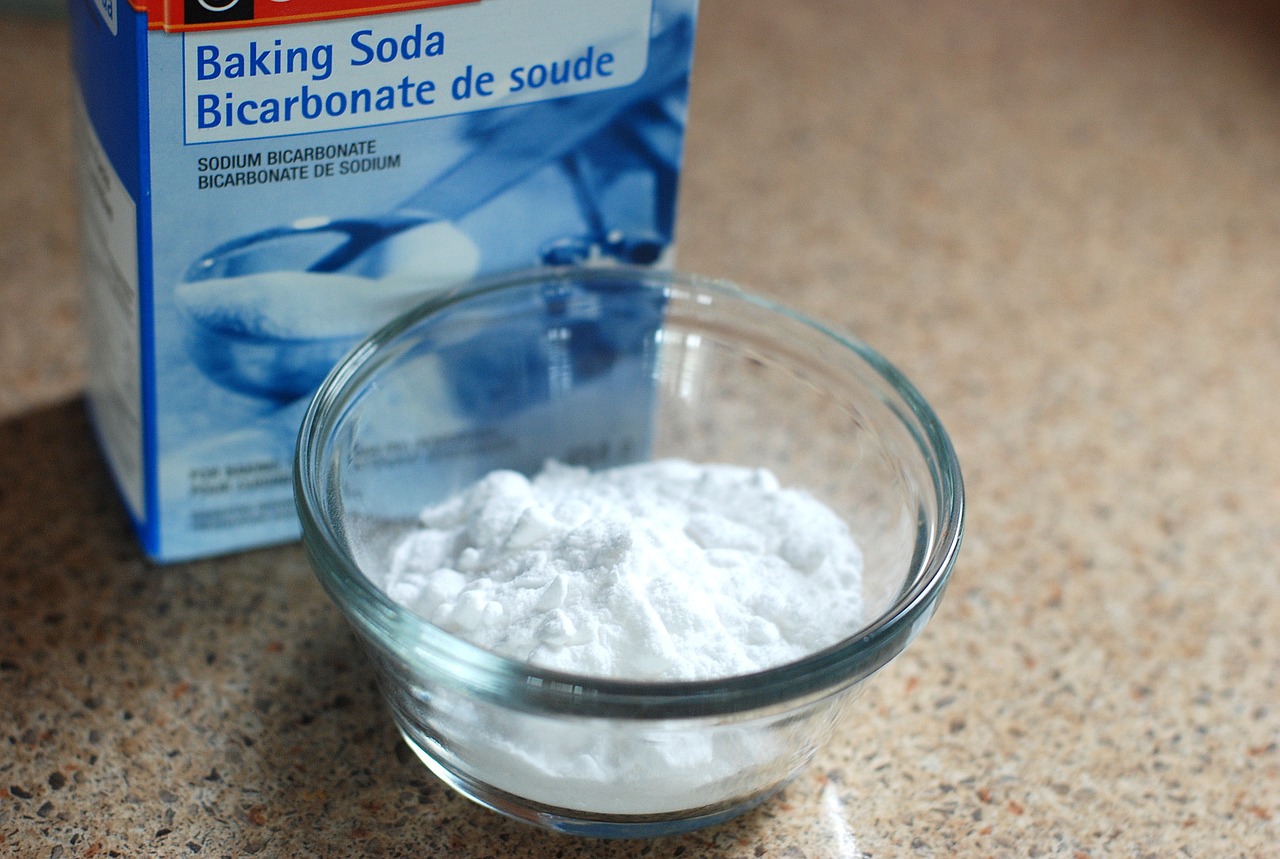 Как сделать из соды эффективное средство для чистки дома: понадобится всего 1 ингредиент