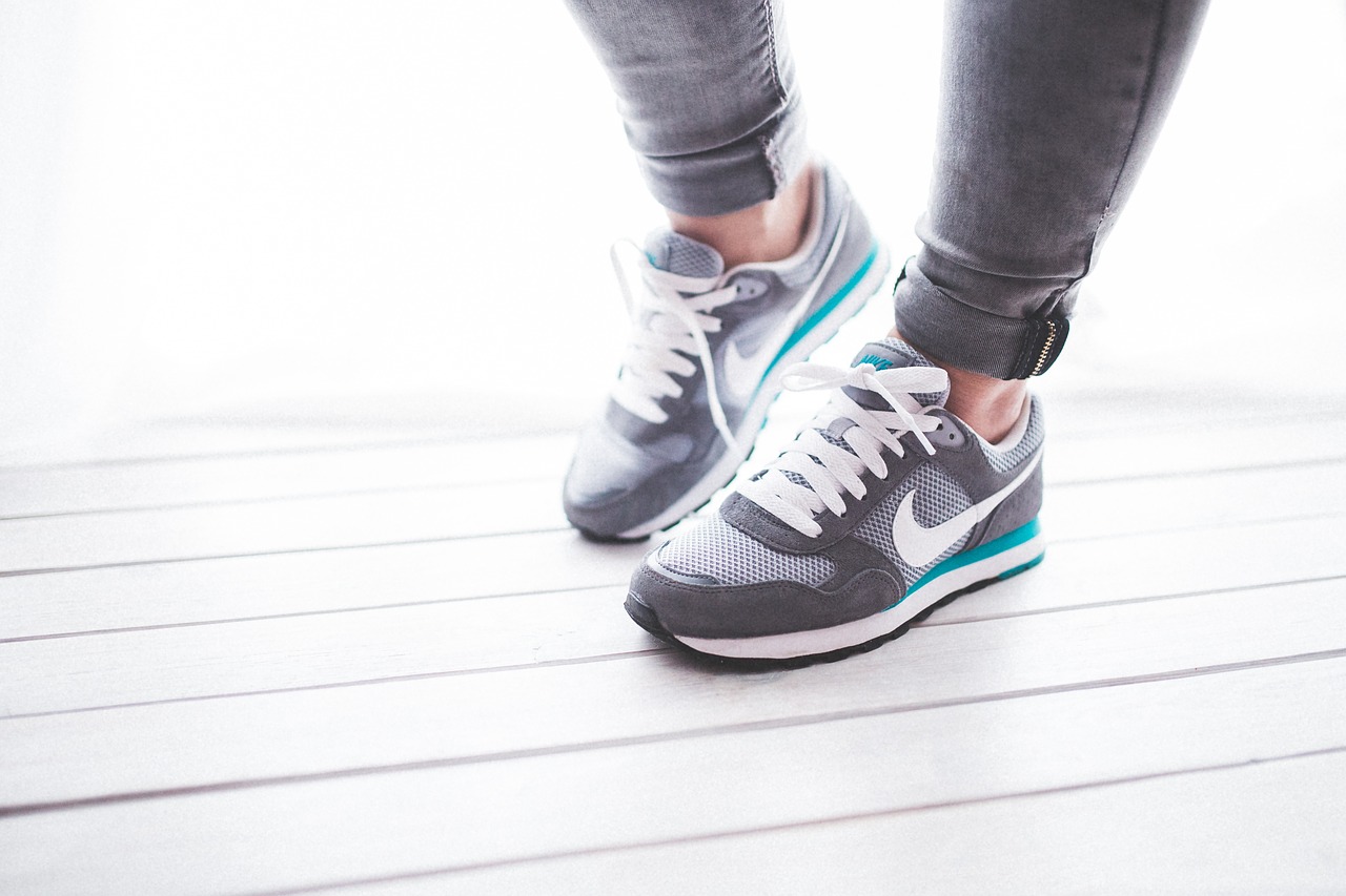 4 способа превратить бег на месте в эффективную тренировку для сжигания калорий