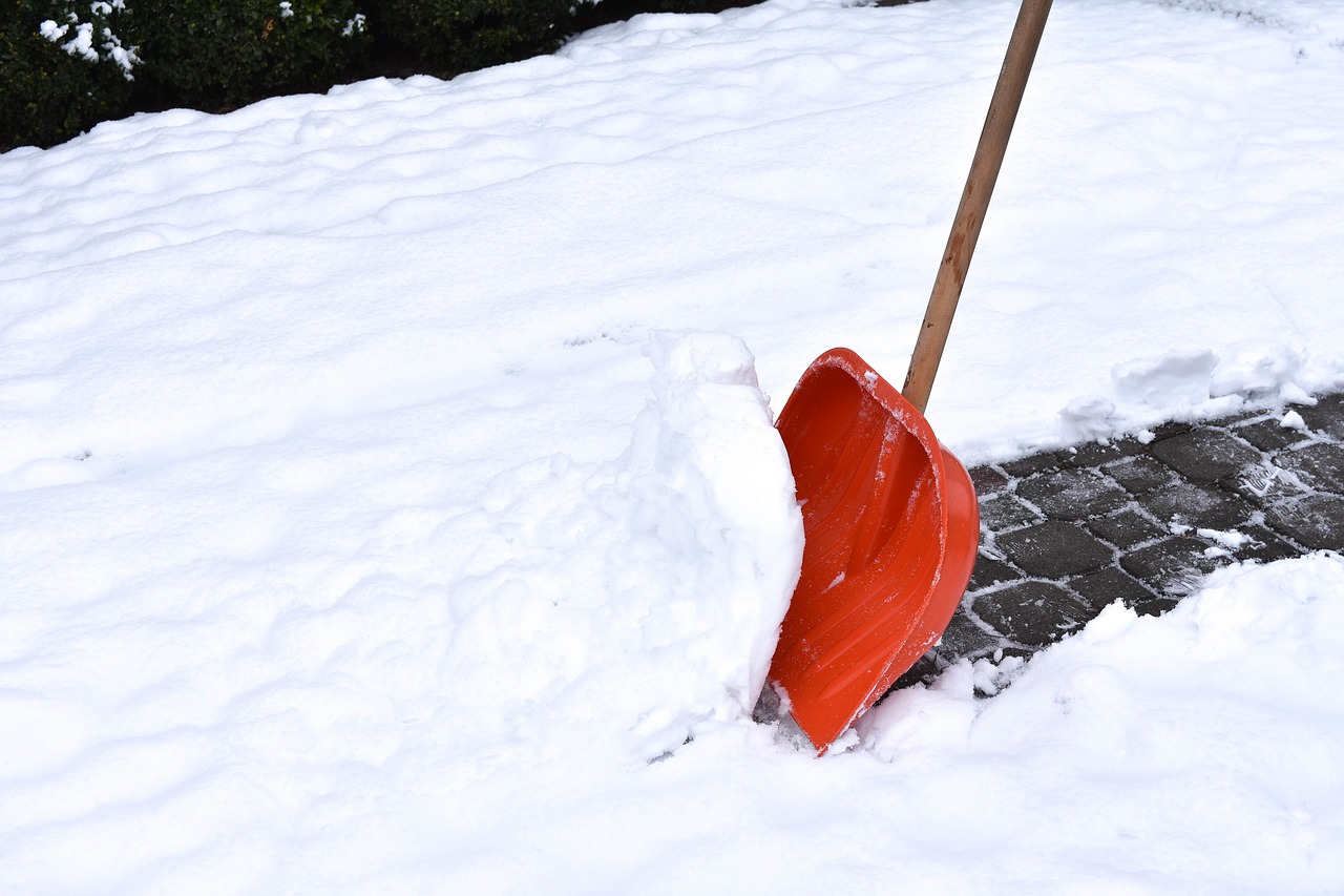 5 действенных советов о том, как сделать уборку снега проще и эффективнее