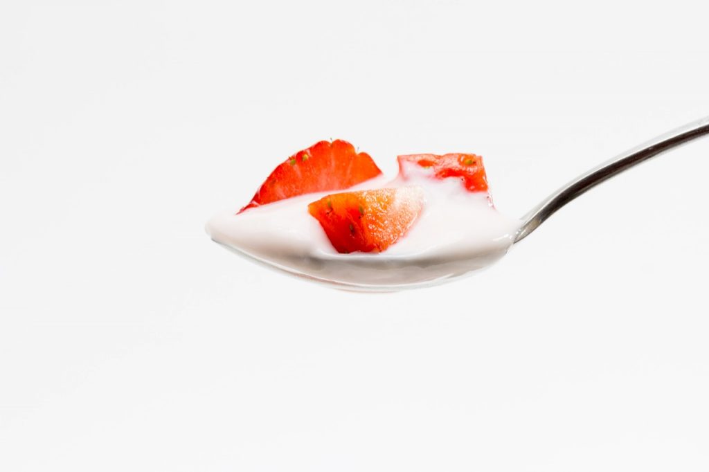 Греческий или обычный йогурт: какой более полезный для здоровья?