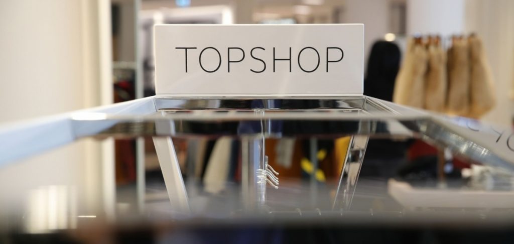 Возрождение: ASOS покупают бренд Topshop и его сестринские марки 
