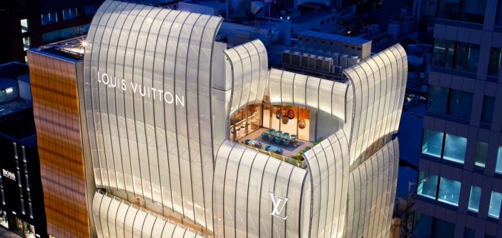 Только для избранных: Louis Vuitton открыли свой первый ресторан

