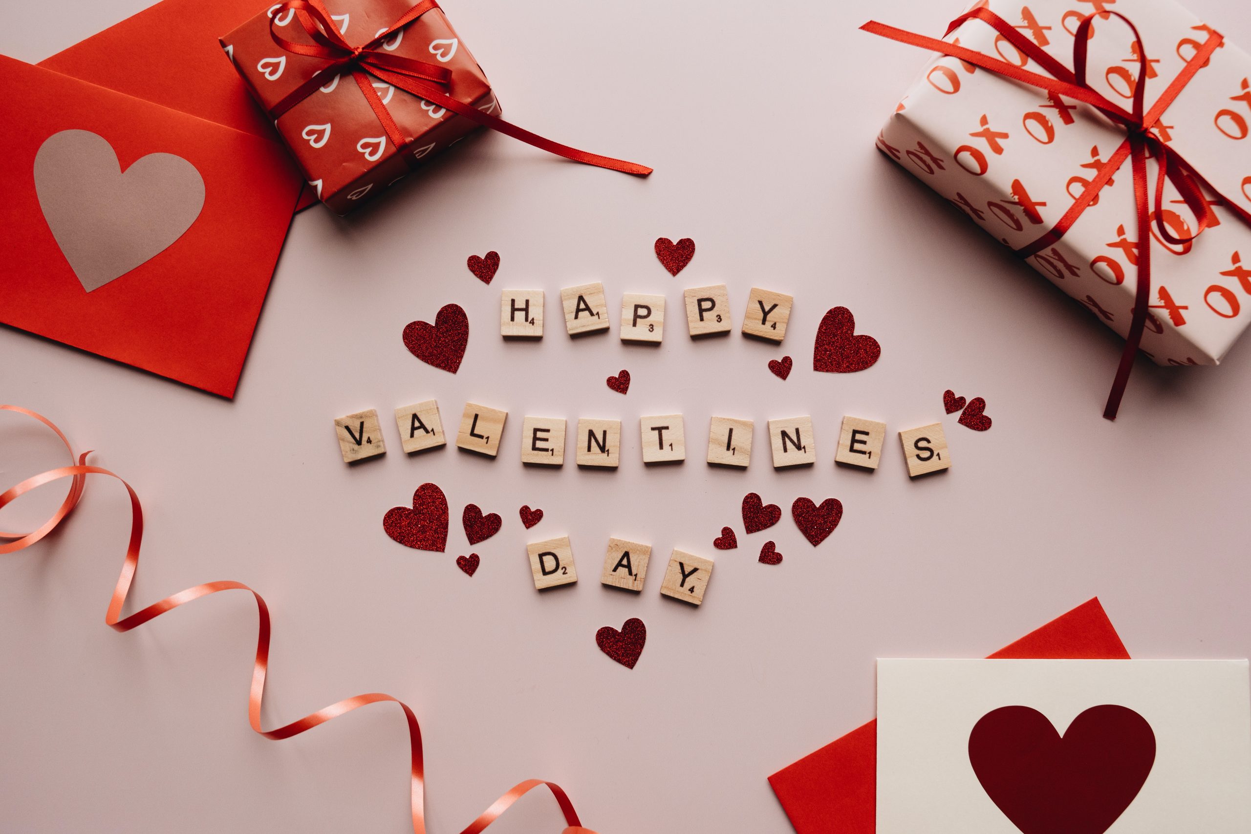 Что подарить любимому на День святого Валентина: 10 оригинальных идей