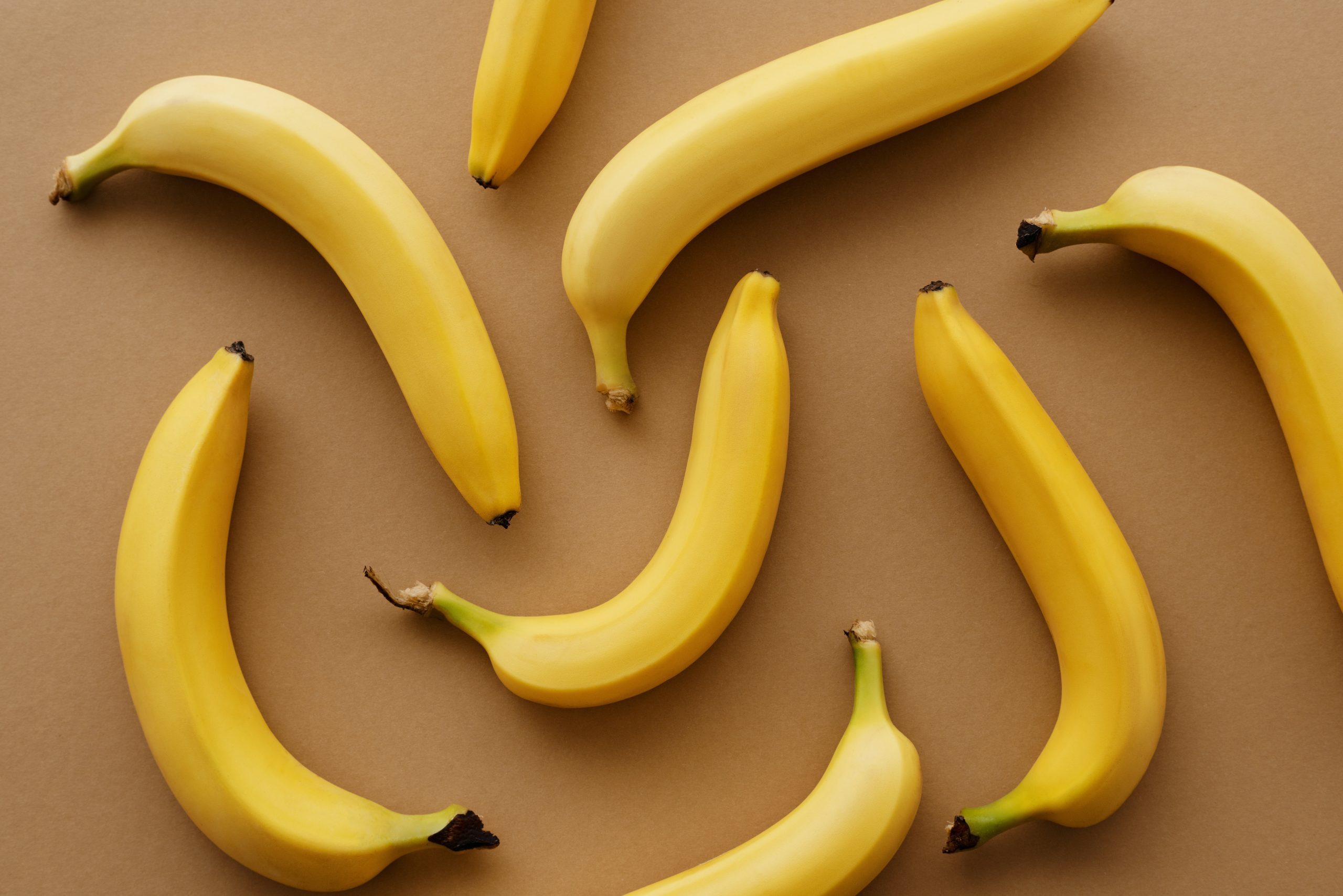 Банановую кожуру не можно, а нужно есть: советы, как сделать её приятной на вкус