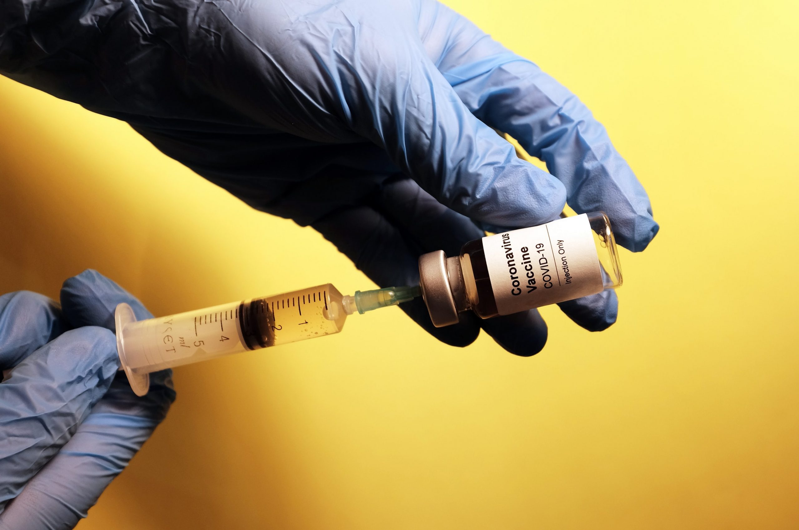 Раскрылась ошибка представителей вакцины AstraZeneca, обеспокоившая общественность
