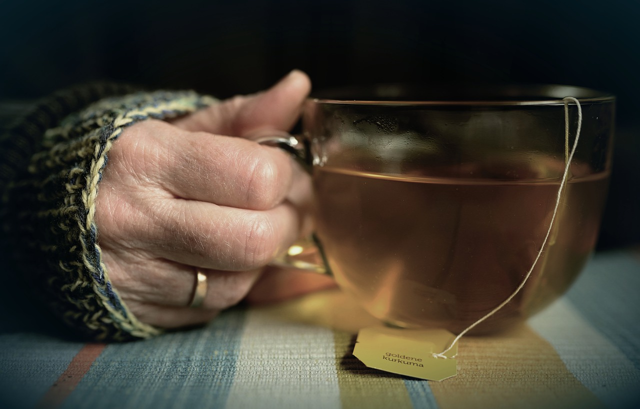Неожиданный чай, который некоторые врачи предлагают для борьбы с COVID-19