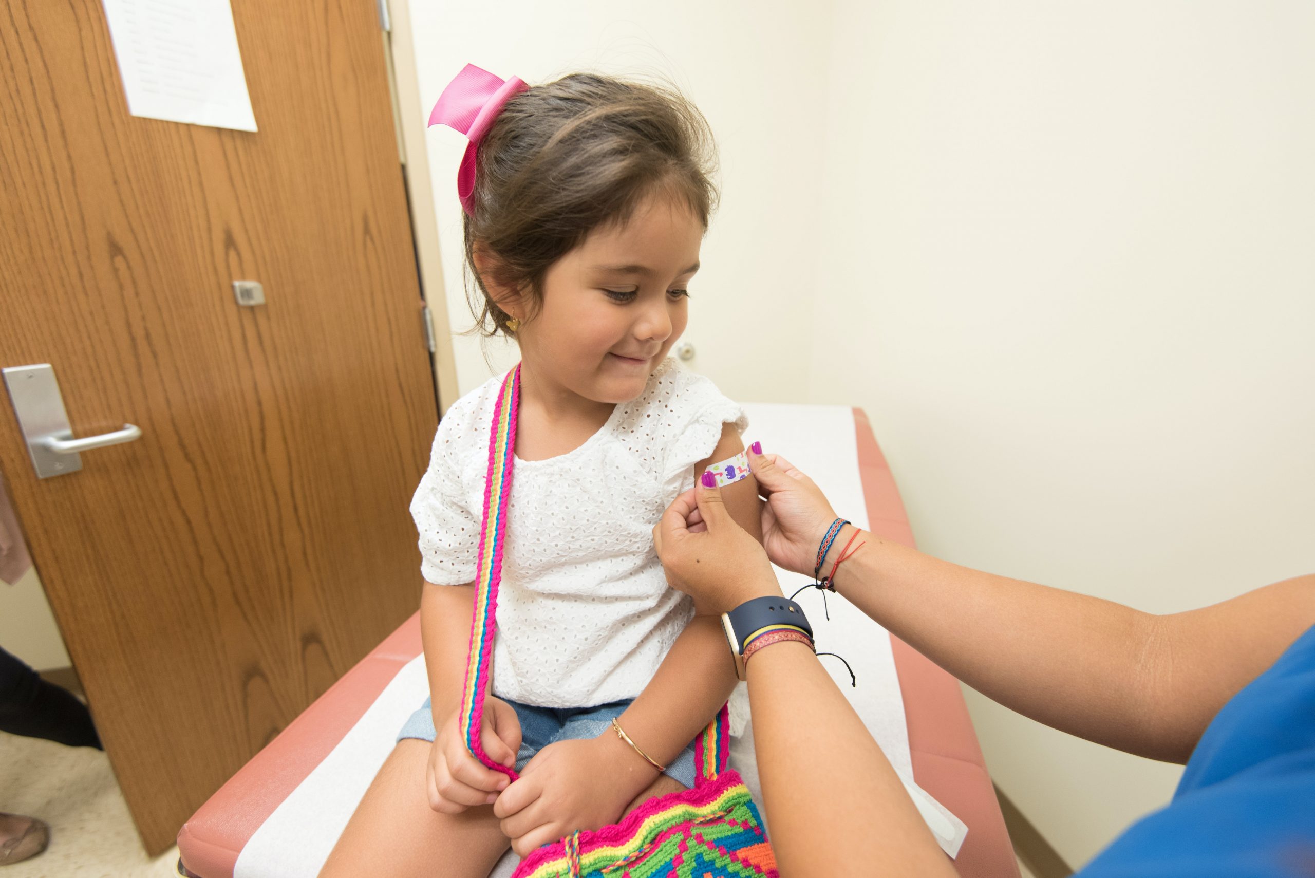 Побочный эффект от вакцины против COVID, который имеют 90,5% детей