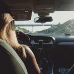 Привычка во время вождения, которая является ранним признаком слабоумия