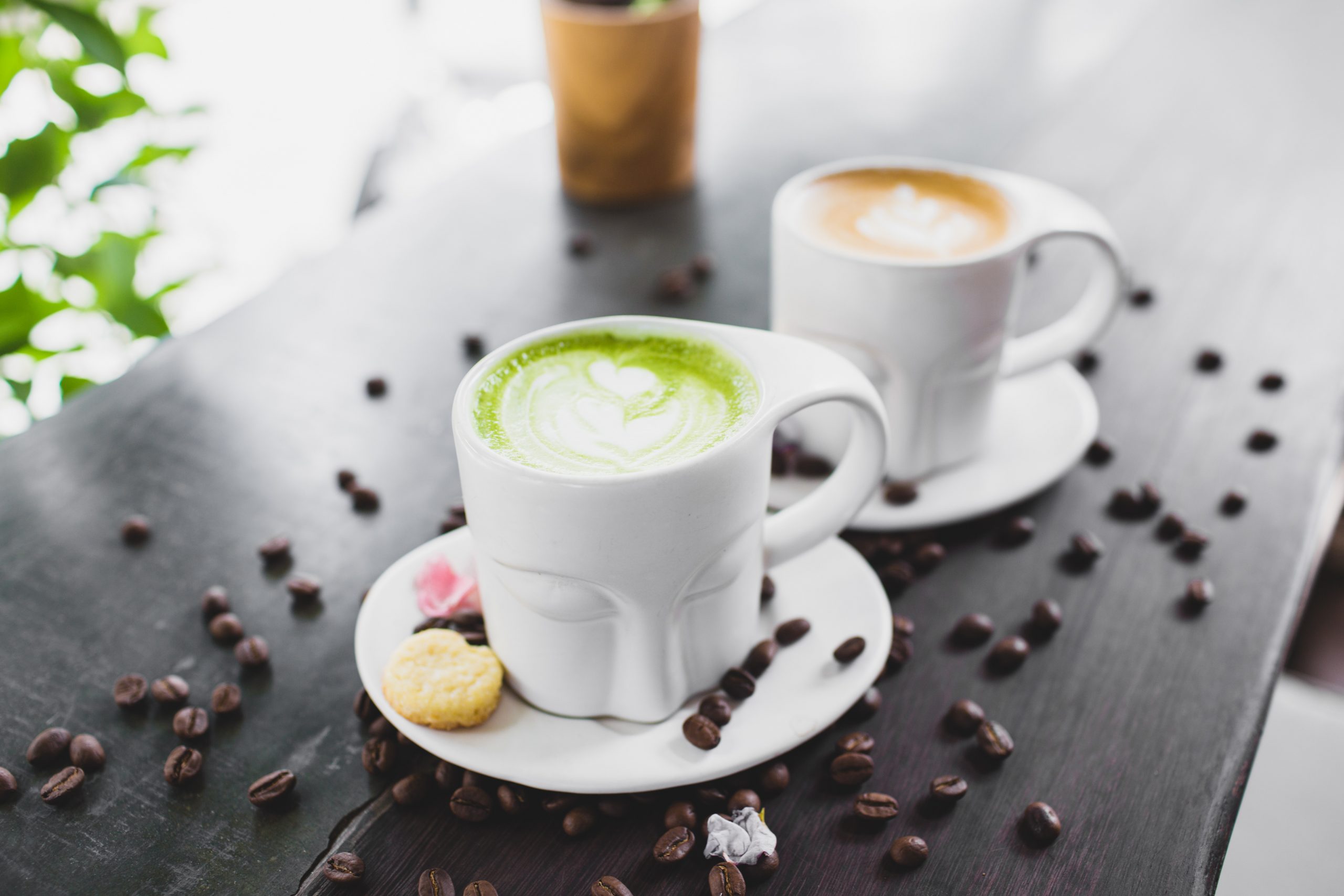 Здоровая альтернатива: 4 напитка, которые избавят от кофейной зависимости