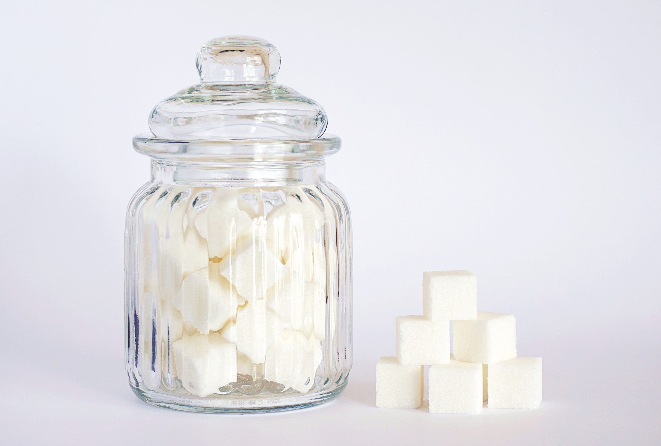 Искусственные подсластители или сахар: что больше вредит организму?