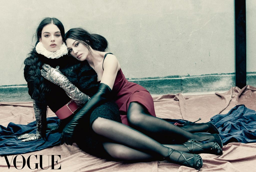 Как две капли: Моника Беллуччи с дочерью украсили новую обложку Vogue Italia