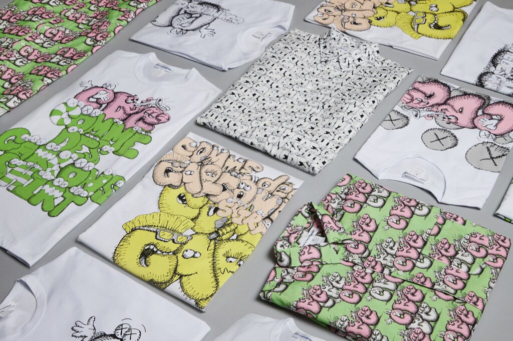 Comme des Garçons разработали коллекцию футболок в коллаборации с художником