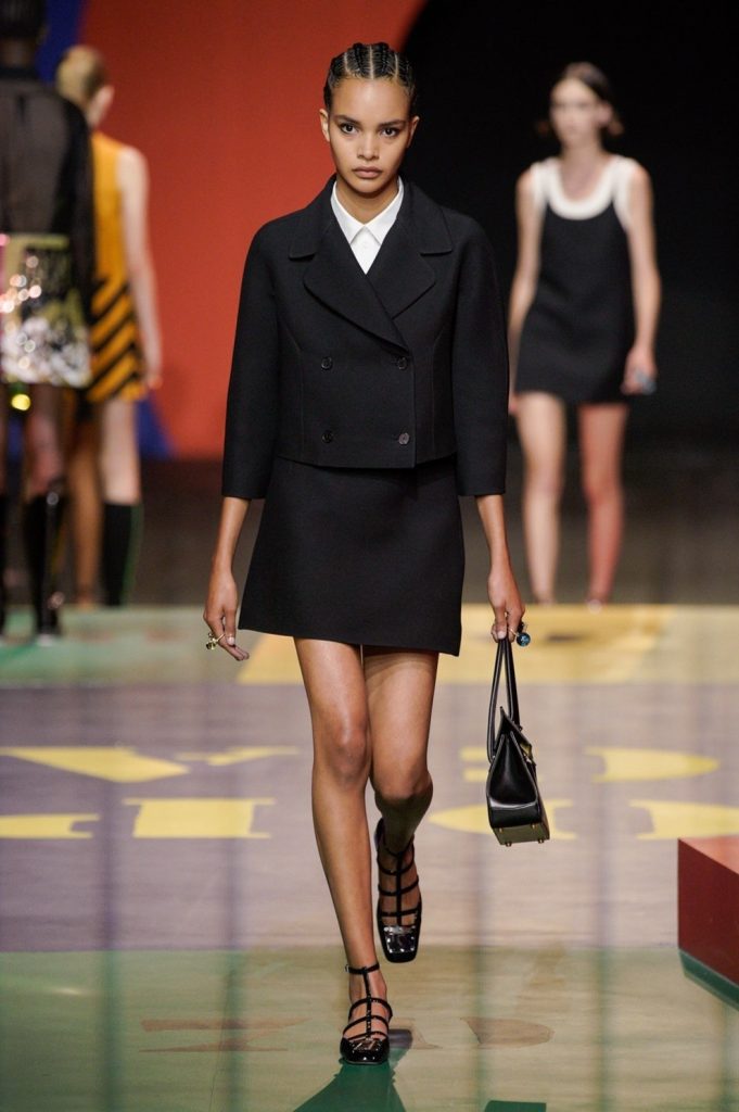 Привет, 60-е: что показали Dior на Неделе моды в Париже