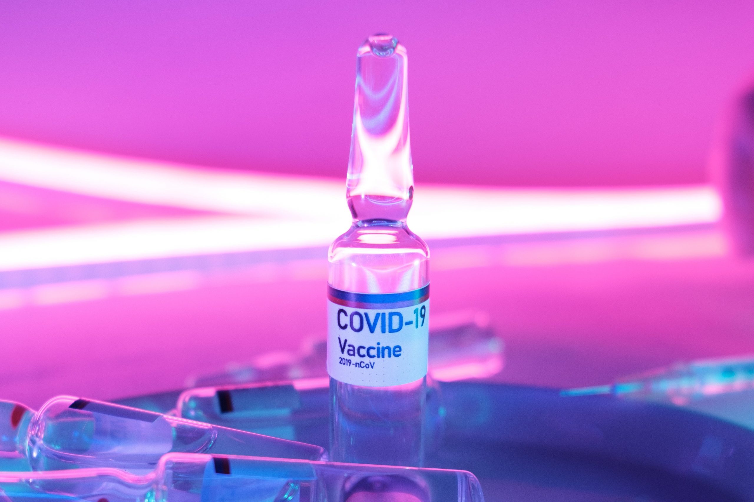 Вид вакцины от COVID-19, который может «скоро исчезнуть», по словам эксперта
