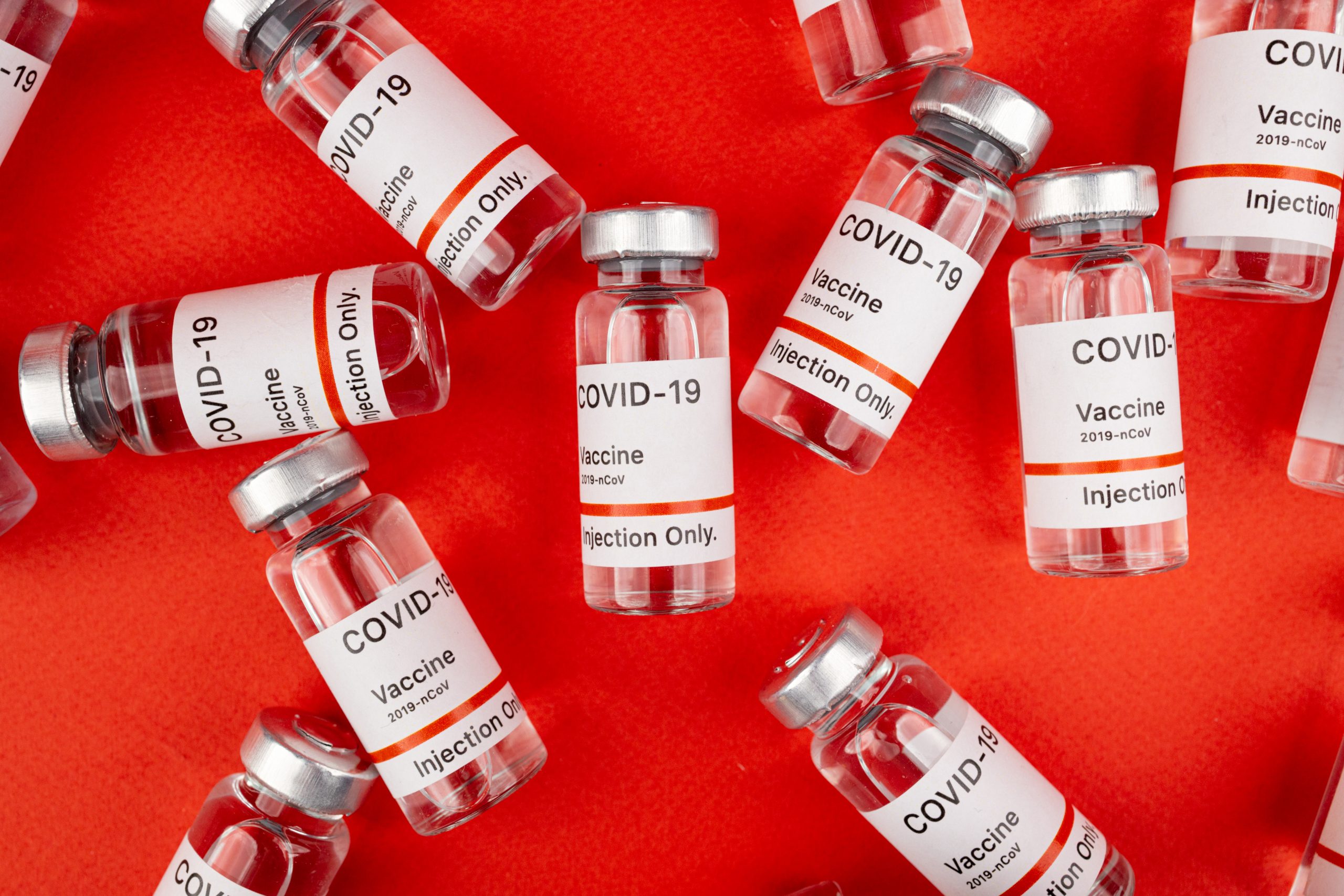 Бустерная доза вакцины от COVID и третья доза: какая разница между ними?