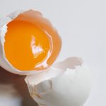 Если у разбитого яйца вы заметили следующее, его нельзя есть