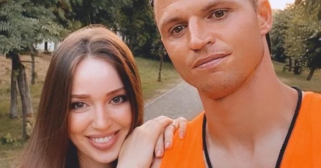 Анастасия Костенко и Дмитрий Тарасов крестили сына