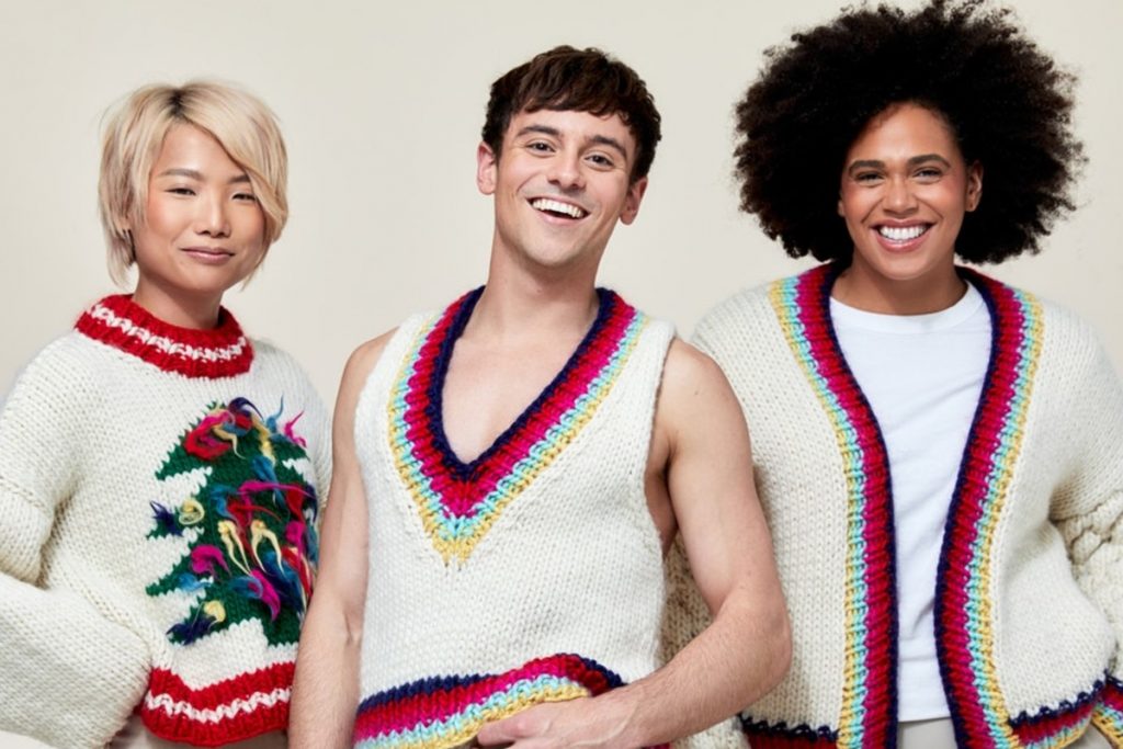 Парень, который вязал свитер на Олимпийских играх запустил свой бренд