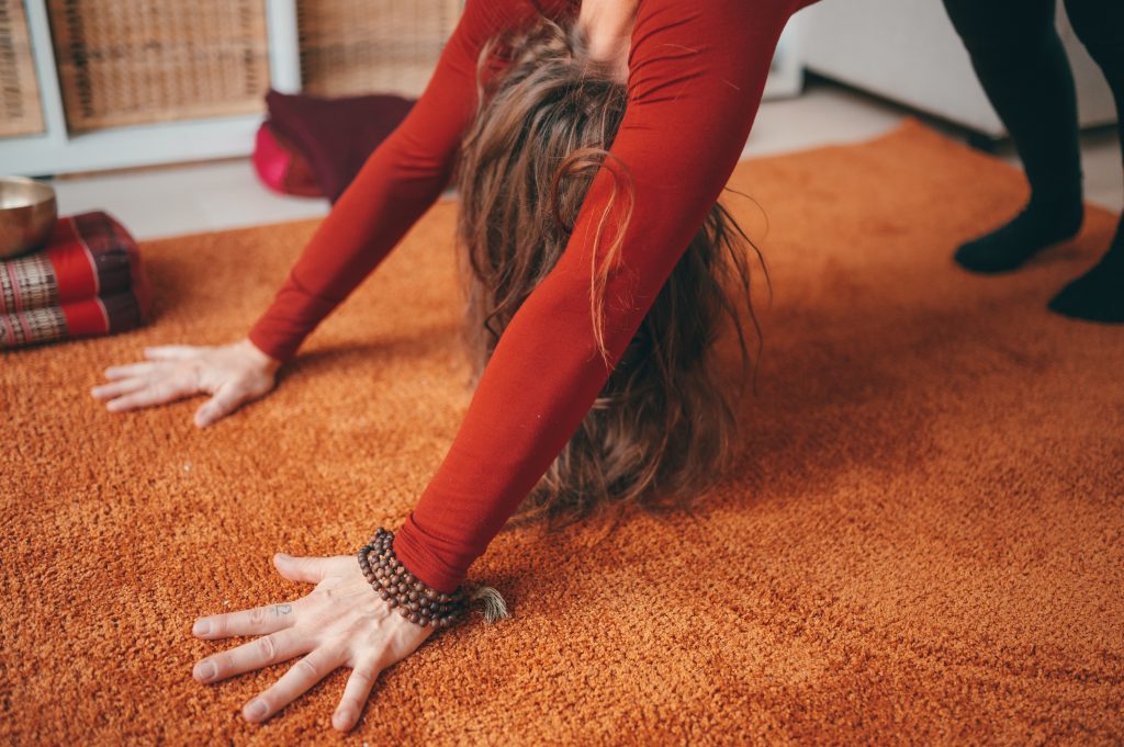 Невероятно эффективное упражнение из йоги, которое избавит вас от боли в спине