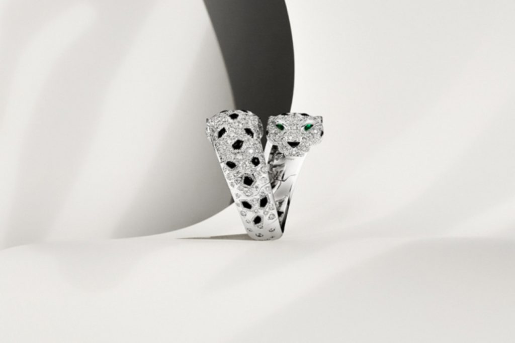 Cartier разработали гибкие кольца: показываем, как это выглядит