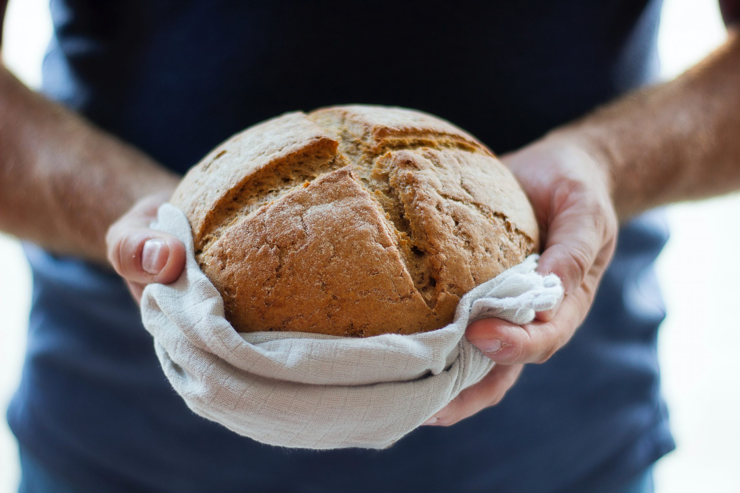 Как испечь хлеб без дрожжей: простой рецепт, с которым справится каждый