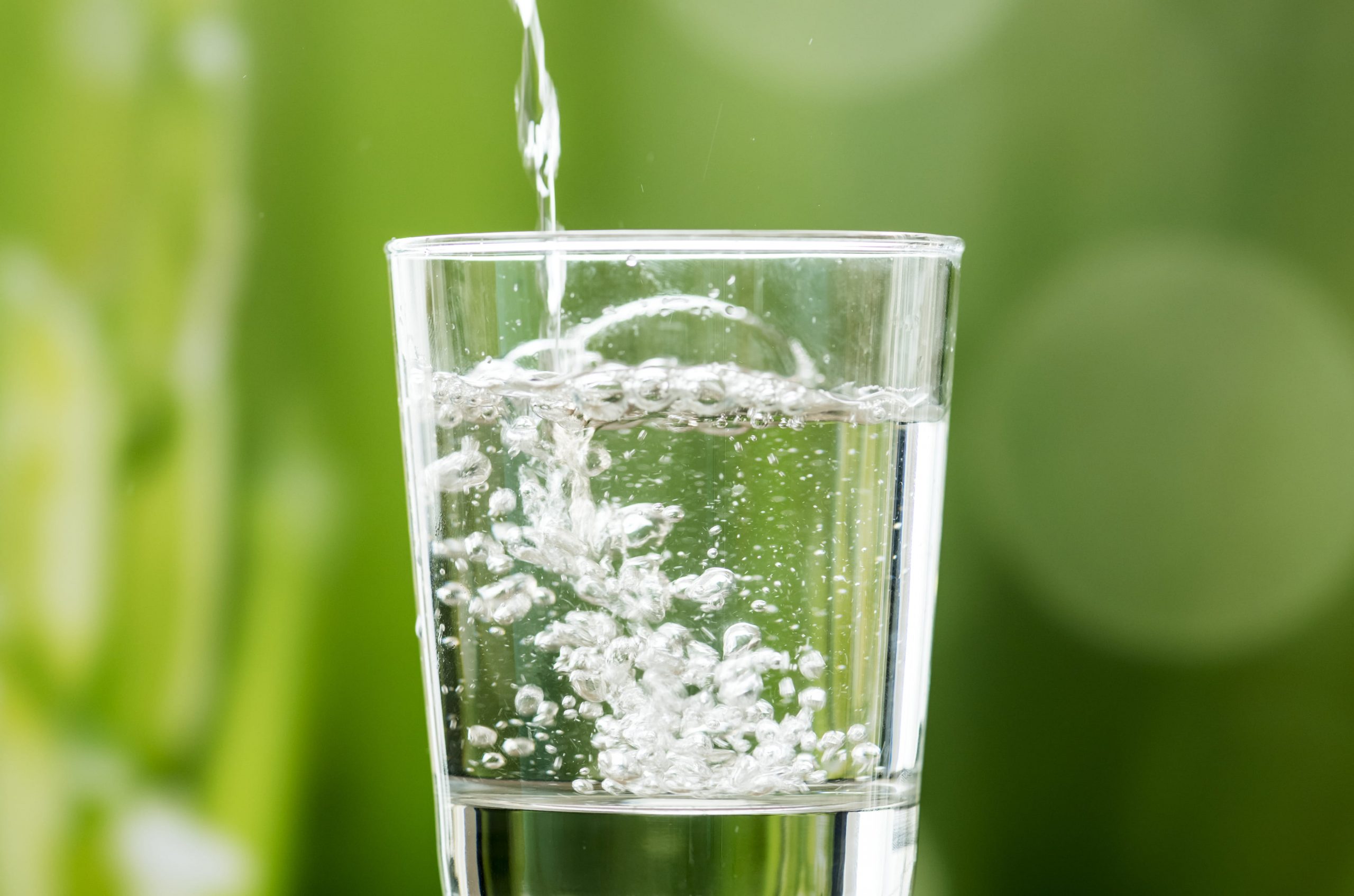Как очистить воду в домашних условиях для использования в качестве питьевой