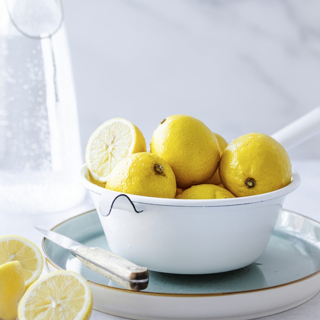 Простой лайфхак, как хранить лимоны, чтобы они оставались свежими целый месяц