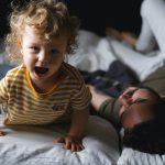 3 вещи, которые родители должны перестать заставлять делать своих детей