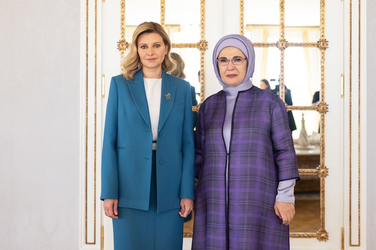 Встреча первых леди: Елена Зеленская и Эмине Эрдоган в особняке Вахдеттин в Стамбуле￼
