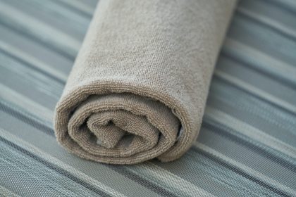 Как избавиться от затхлого запаха с полотенец: элементарный лайфхак