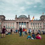 До 5000 евро: из-за нарушений каких правил беженцам в Германии грозят штрафы
